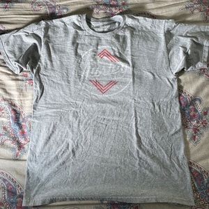 Hurley tee. Size L